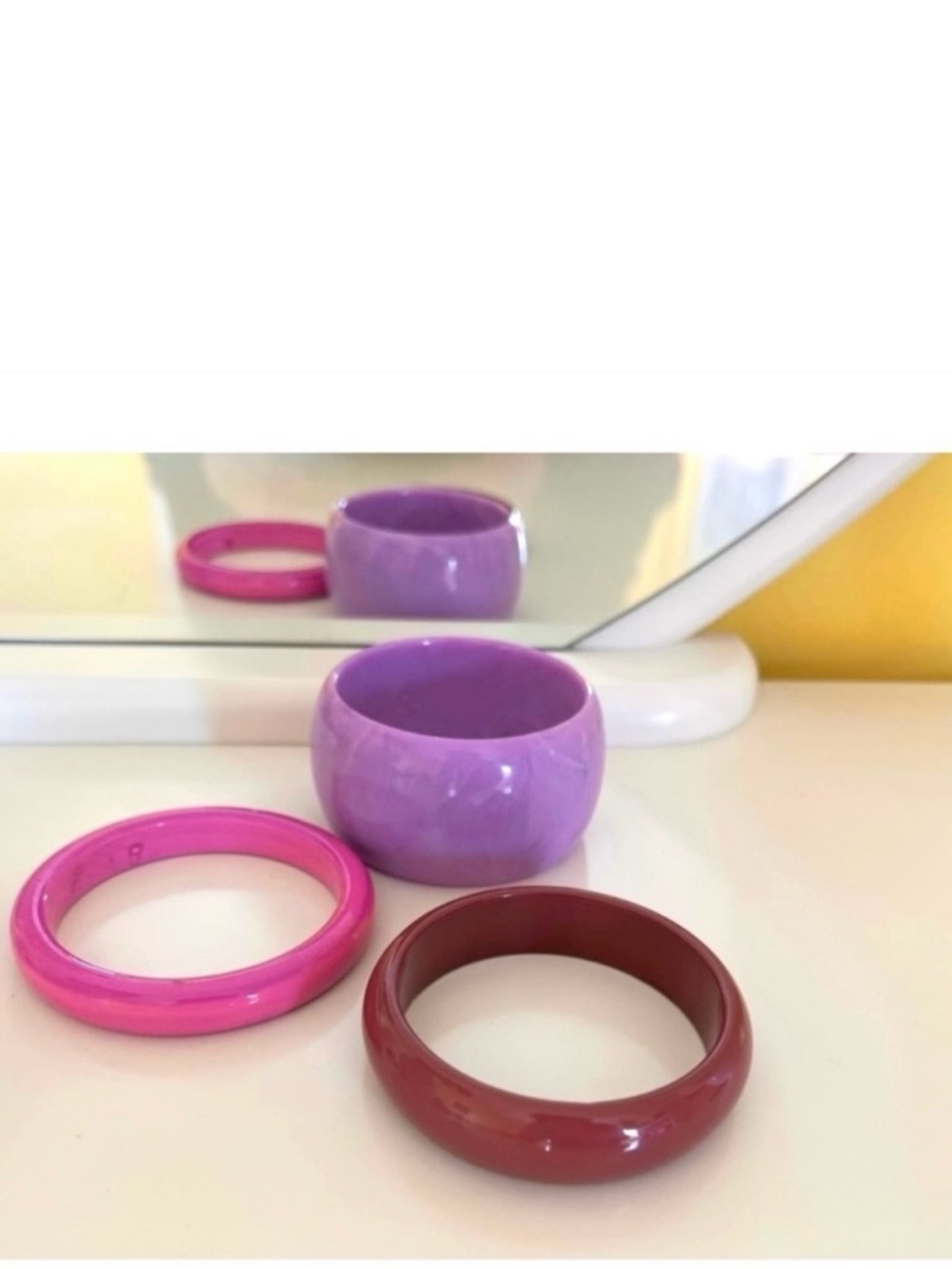 Vintage 80s Bangles (3+1 Extra) • Wood & Resin • Hot Pink, Maroon Burgundy, Lila